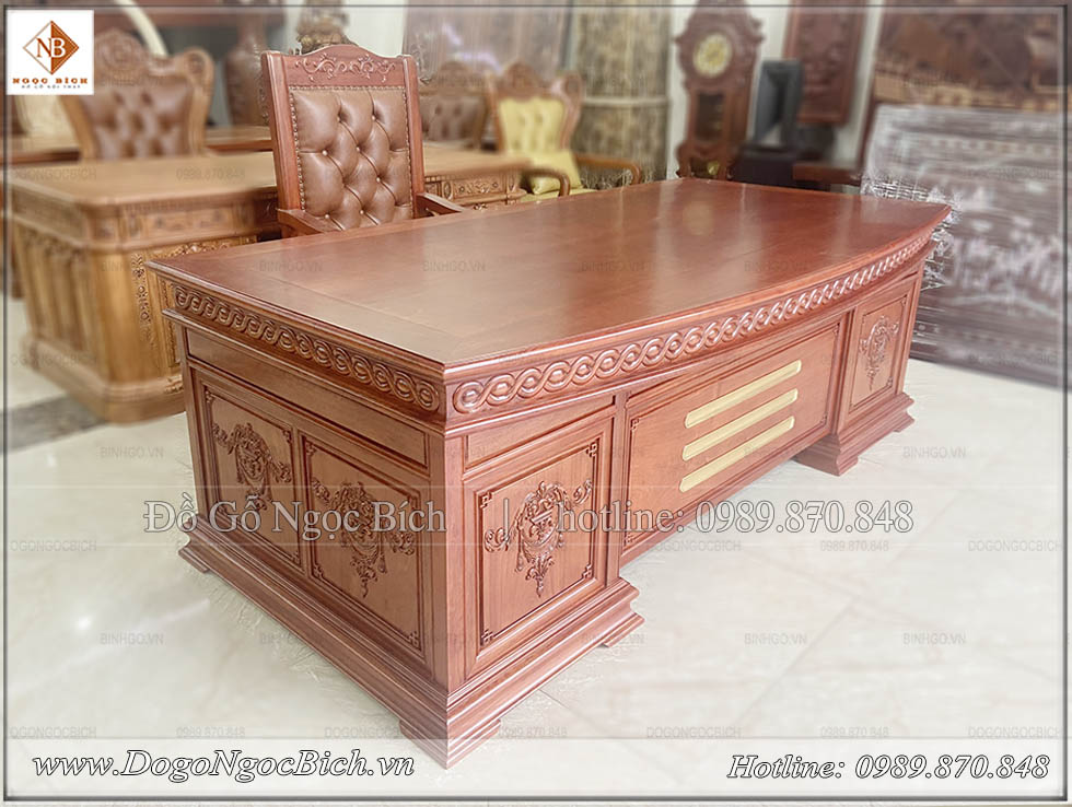 Bàn làm việc của Chủ tịch gỗ tự nhiên