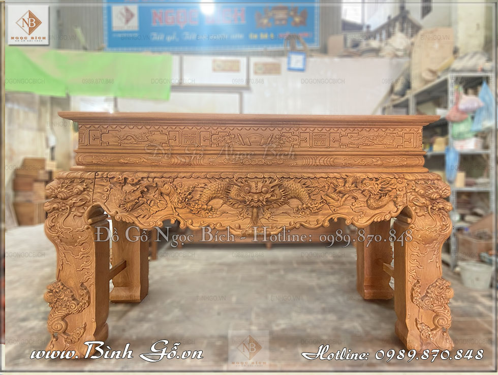 Sập thờ tứ linh gỗ gõ đỏ, tại xưởng sơn của Đồ Gỗ Ngọc Bích
