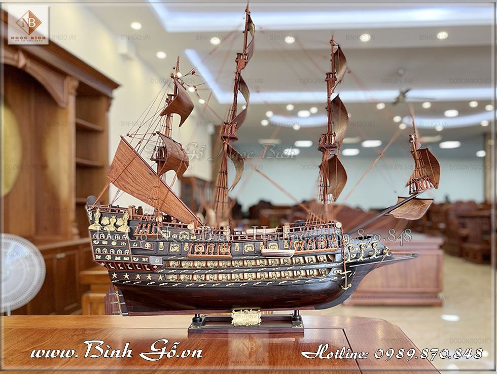 Thuận buồm xuôi gió gỗ trắc 1m