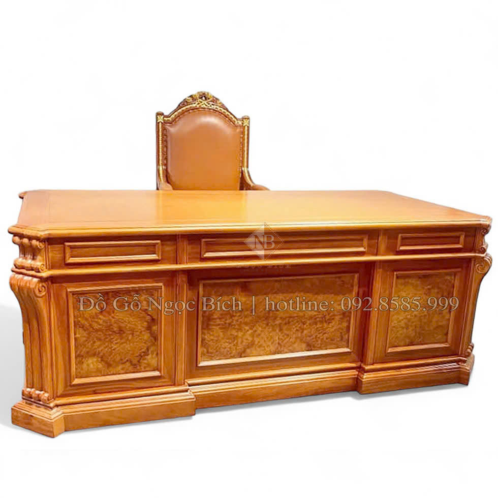 Chiếc bàn được các kĩ sư nghiên cứu kĩ lưỡng từ chất liệu , kiểu dáng