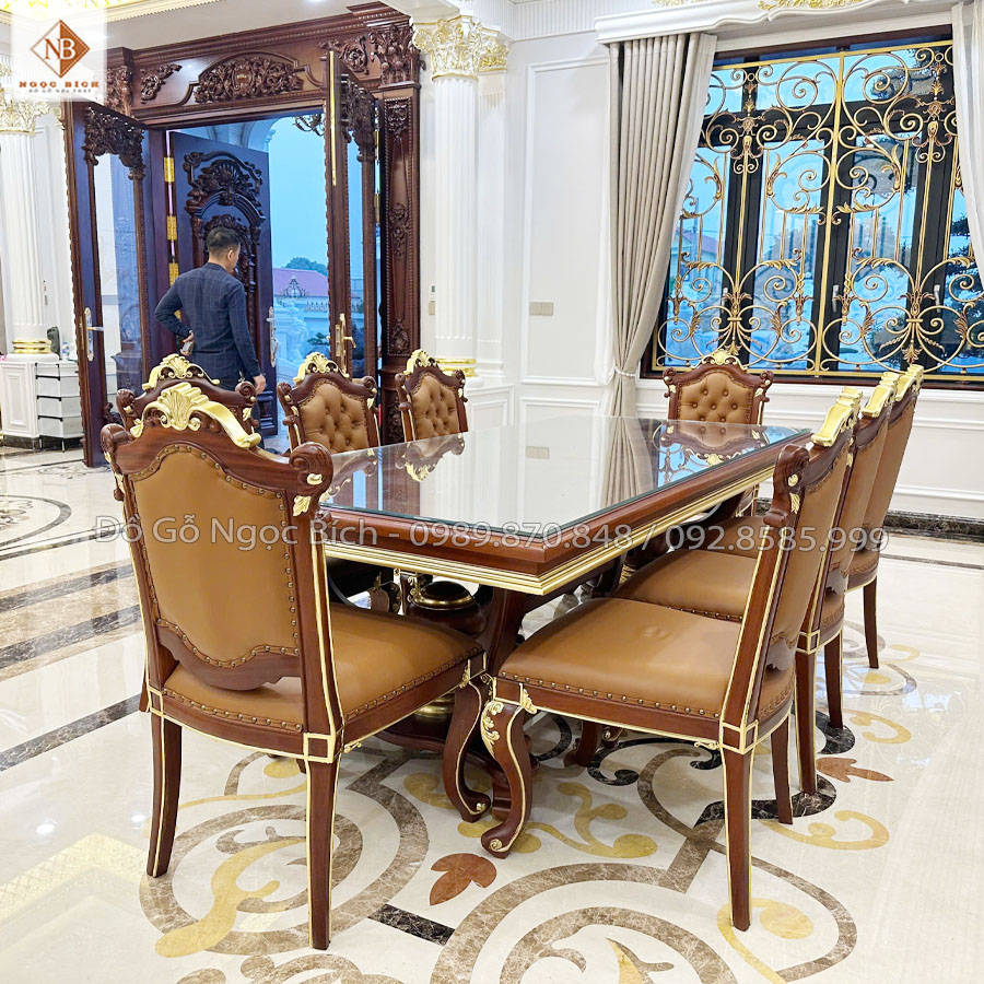 Bàn ghế ăn phong cách Hoàng Gia 