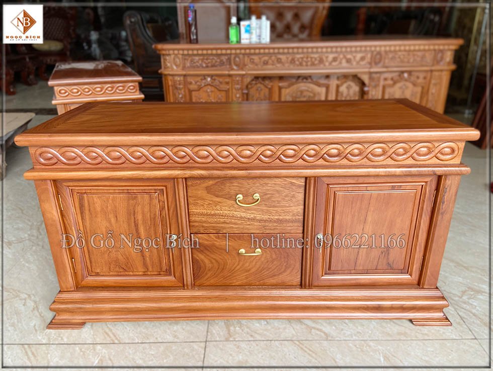 Bàn gồm 2 ngăn kéo và 2 hộc tủ