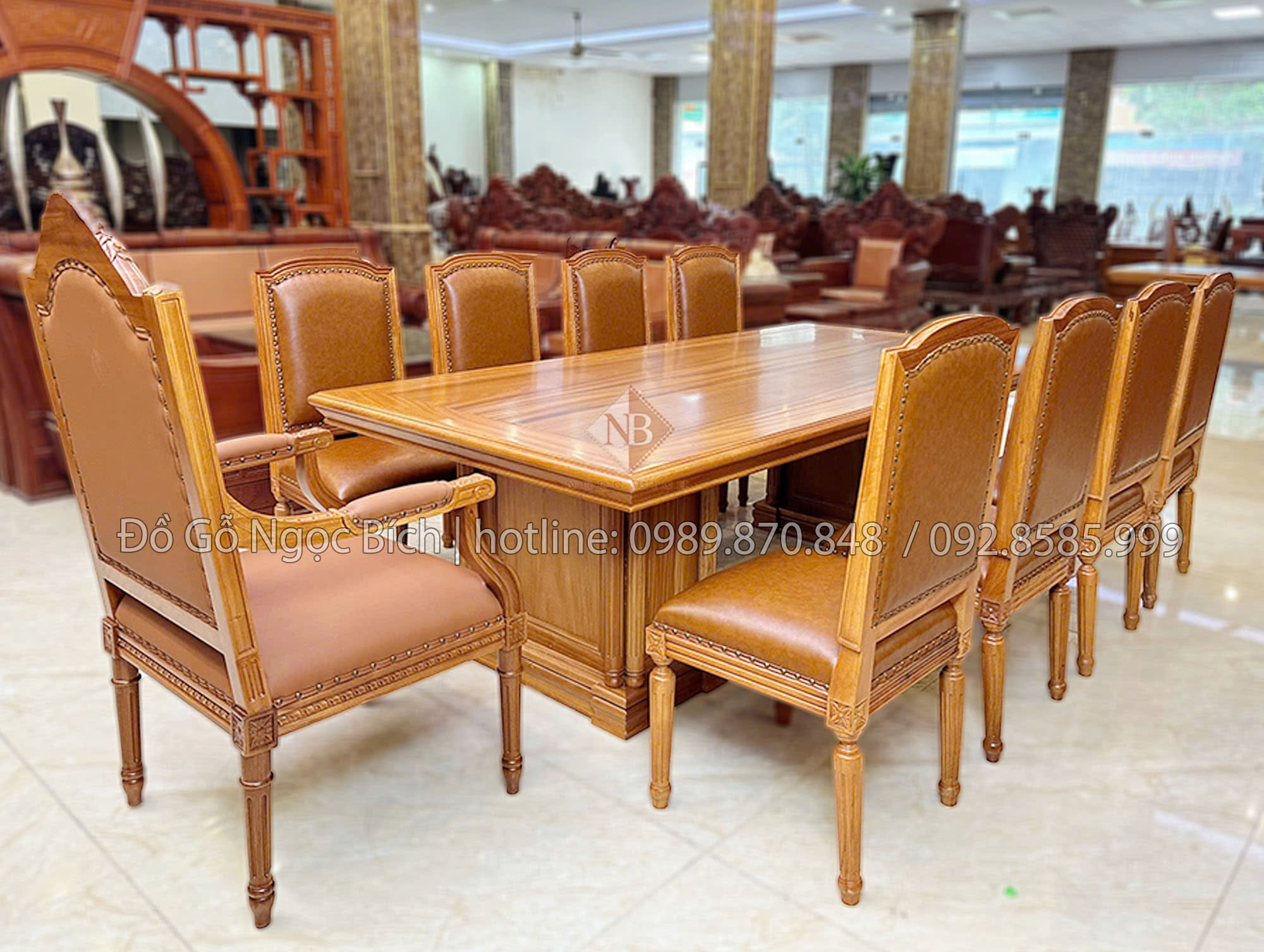Ghế chủ tọa , bề thế , uy quyền 