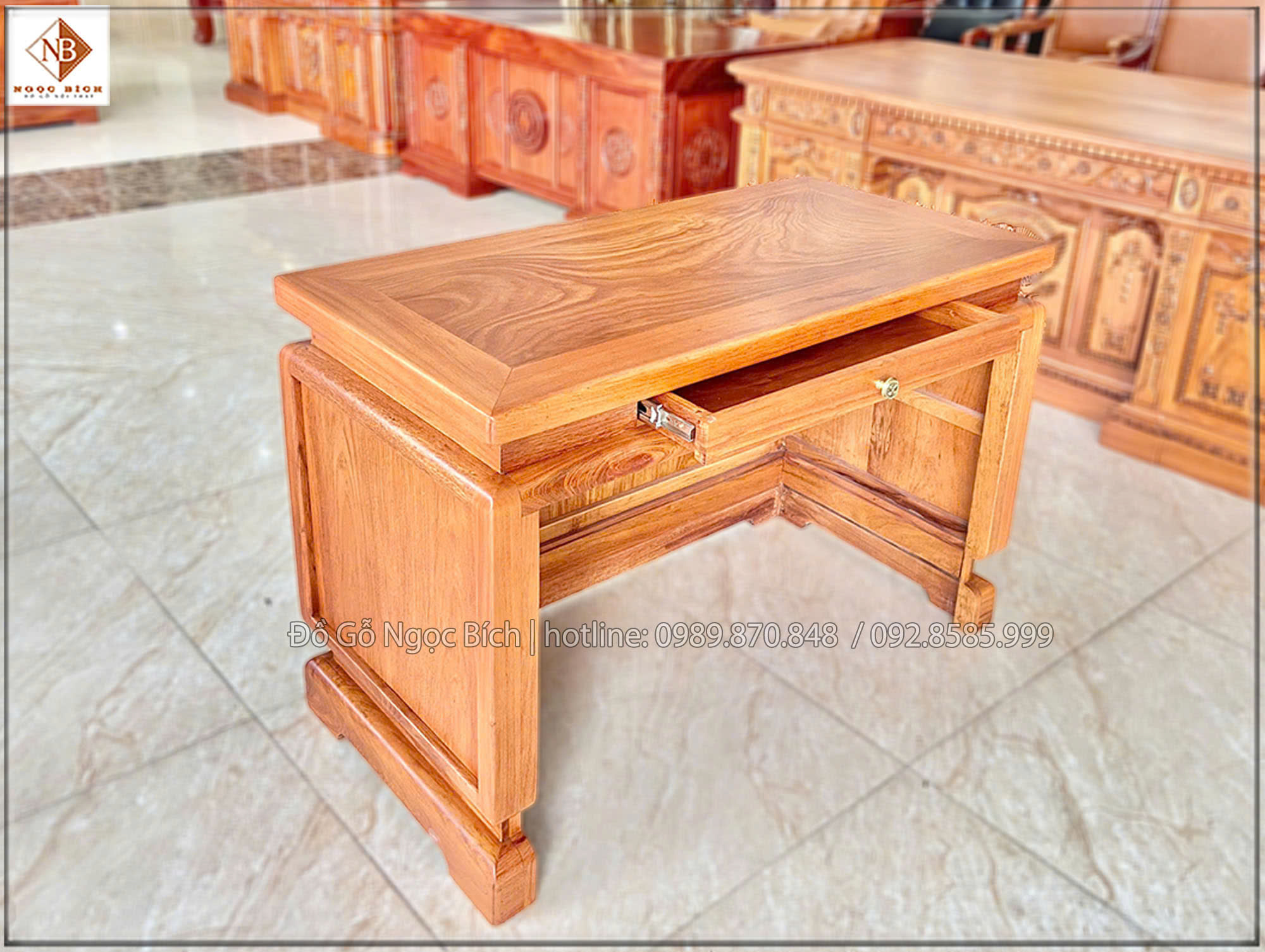Bàn chắc chắn 