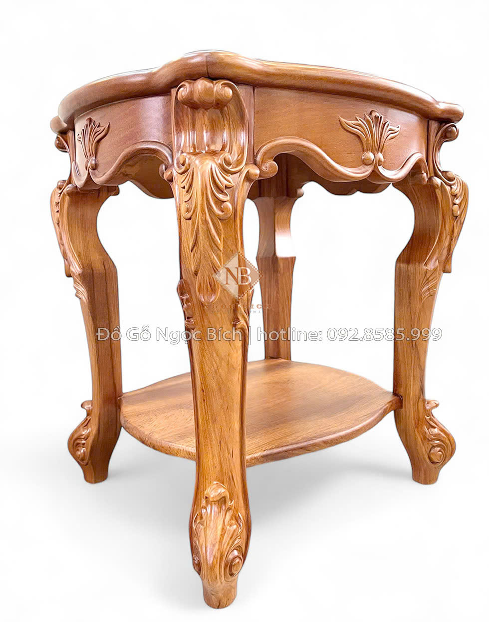 Bàn trà nhỏ gọn , thanh lịch , duyên dáng