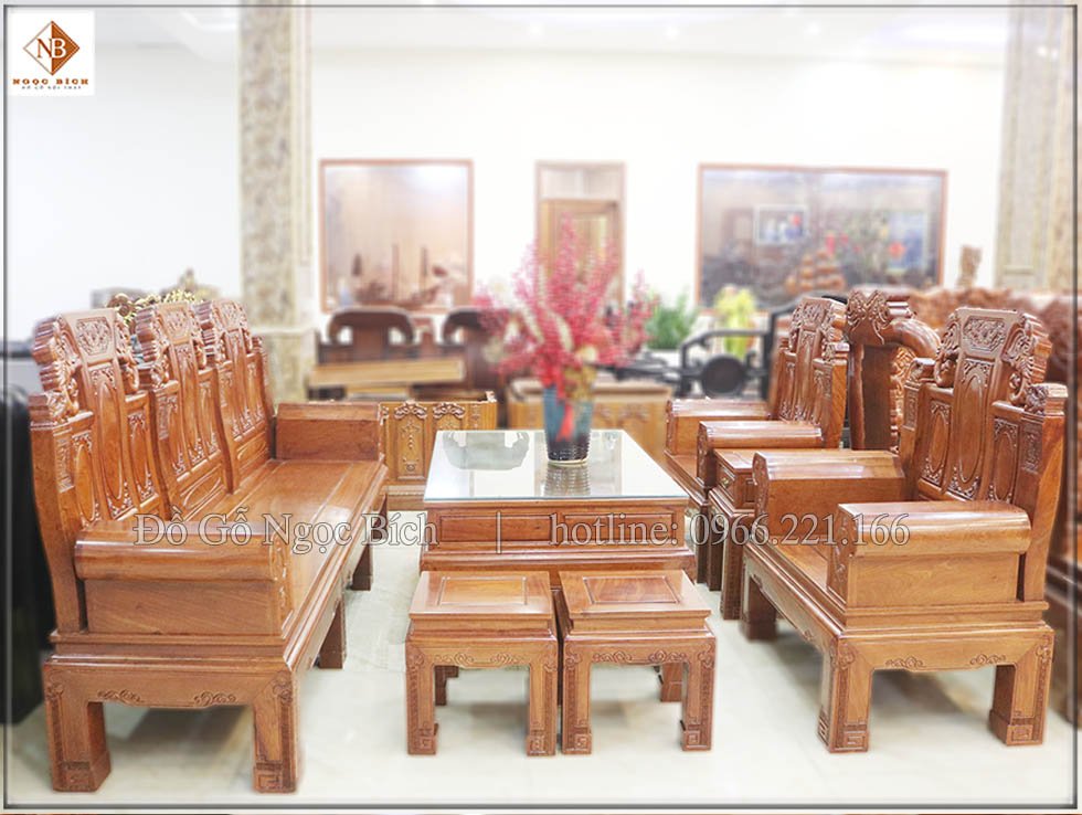 Bộ gồm 7 món