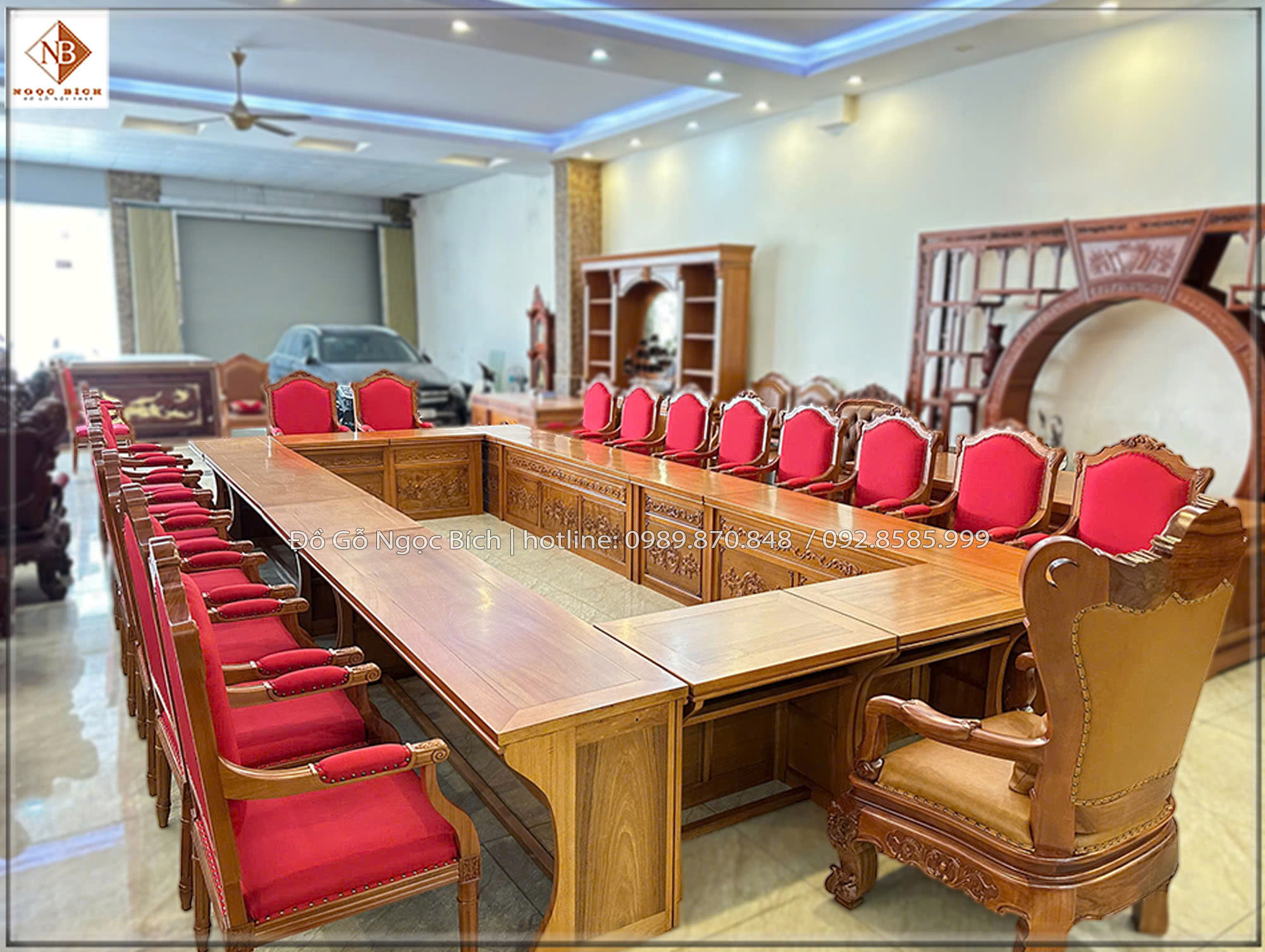 Chất liệu gỗ sử dụng : Gỗ gõ đỏ 
