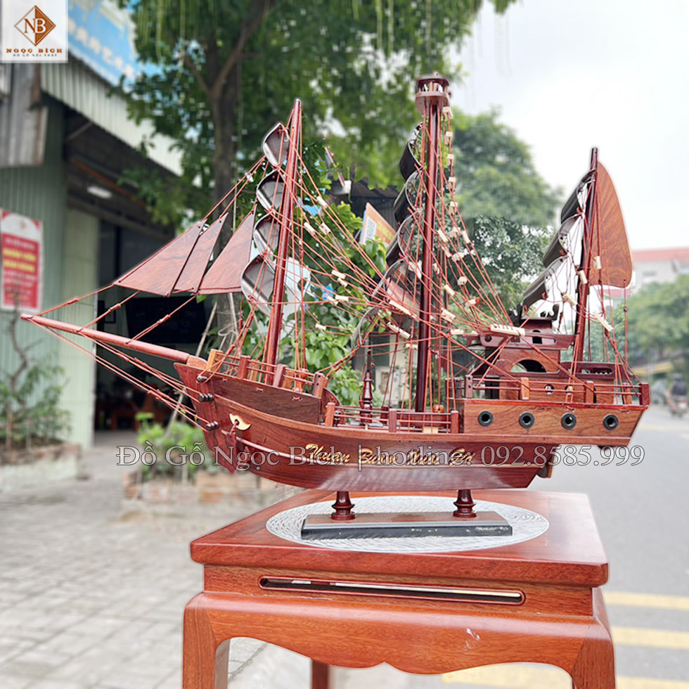 mo-hinh-tau-danh-ca-Thai-Lan-go-cam-tuyet-tac-thu-cong.jpg
