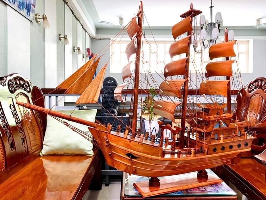 Mô hình thuyền buồm có nhiều kích thước và mẫu mã