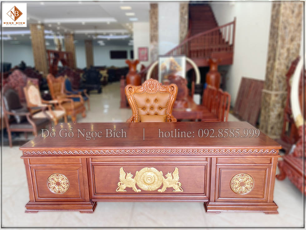 Bàn được khách hàng đặt theo kích thước yêu cầu