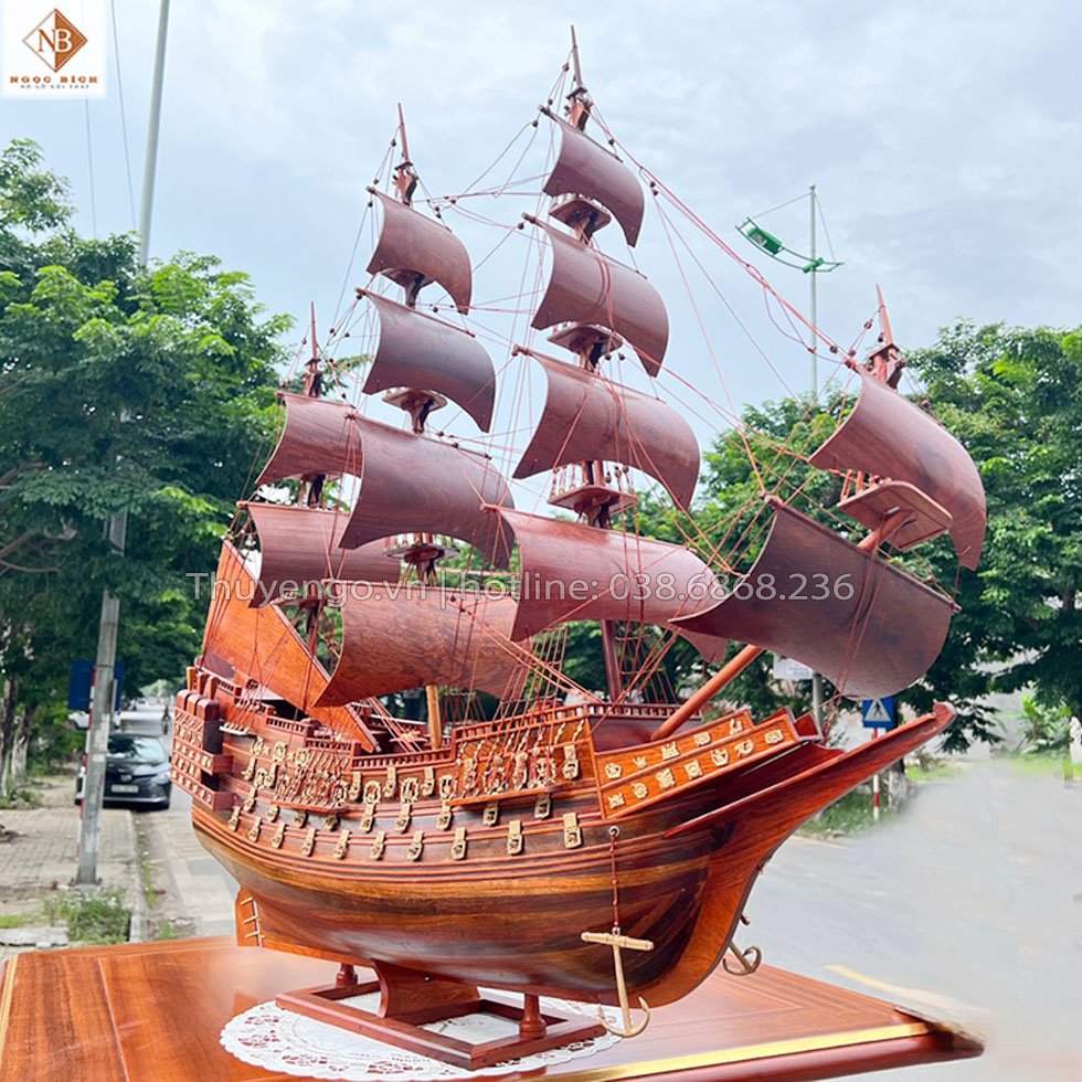 Mô hình thuyền buồm gỗ hương